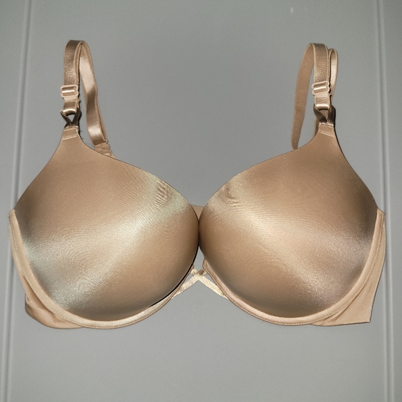 38D VICTORIA'S SECRET Bombshell Add-2-Cups Smooth Push-Up Bra - Picture 3 of 6